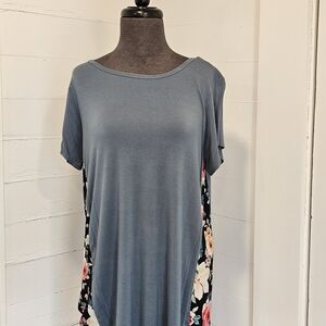 Chic Blue Floral Panel Women's Top